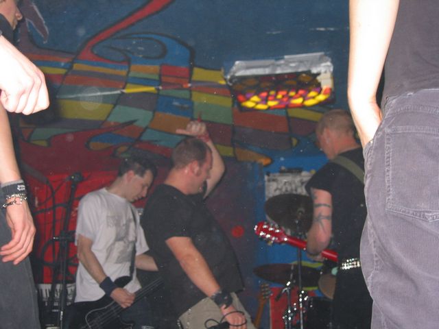 20040326_0023.jpg - click for next picture